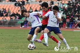 如果杜兰特当年未加盟勇士，詹姆斯领衔的骑士会击败勇士吗？