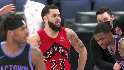 网前扑球成 网前扑球成